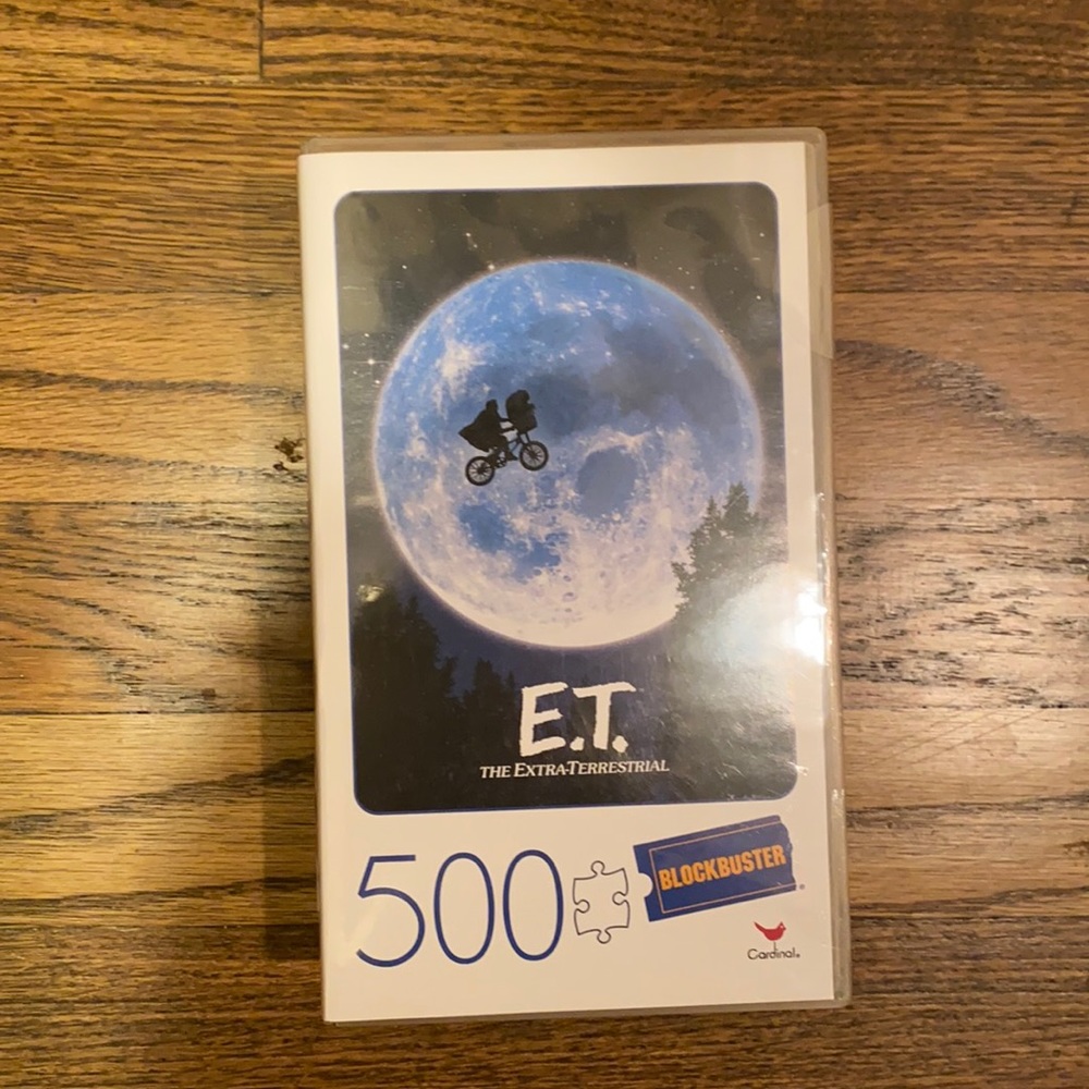 Blockbuster movie box, ET puzzle new